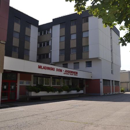 Mladinski Dom - Hostel Klagenfurt am Woerthersee Bagian luar foto